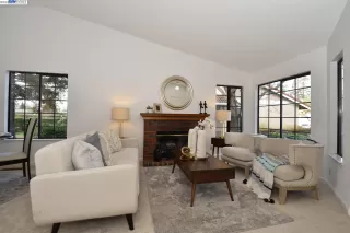 Photo #3: 41017264 Listing