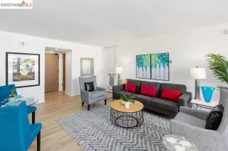 Photo #2: 41017282 Listing 