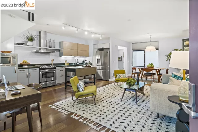 MLS: 41017291 Condo For Sale