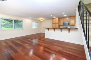 Photo #5: 41017394 Listing