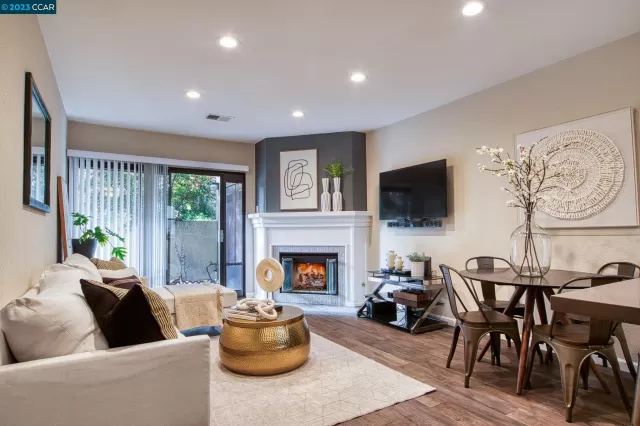 MLS: 41017421 Condo For Sale