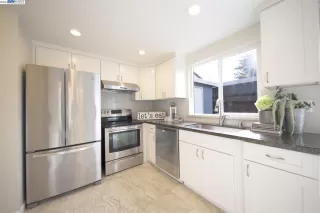 Photo #2: 41017435 Listing 