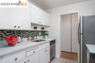 Photo #5: 41017464 Listing 