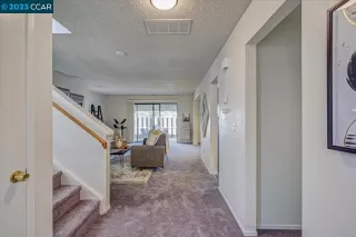 Photo #3: 41017469 Listing