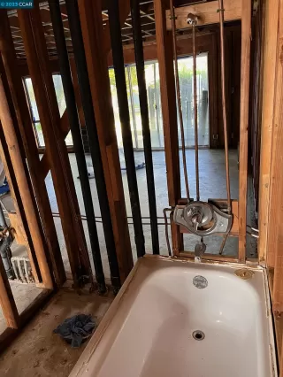 Photo #2: 41017523 Listing