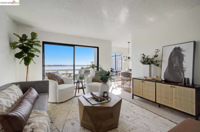 MLS: 41017537 Condo For Sale