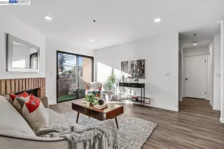 Photo #2: 41017549 Listing