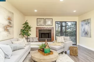 Photo #4: 41017609 Listing