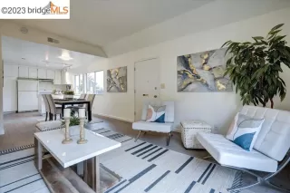 Photo #5: 41017613 Listing