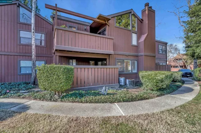 MLS: 41017660 Condo For Sale