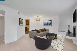 Photo #4: 41017660 Listing