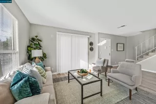 Photo #4: 41017728 Listing