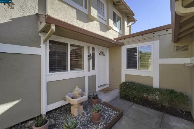 MLS: 41017759 Condo For Sale