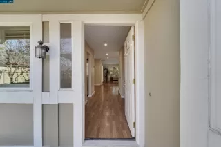 Photo #1: 41017759 Listing 