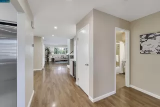 Photo #6: 41017759 Listing 