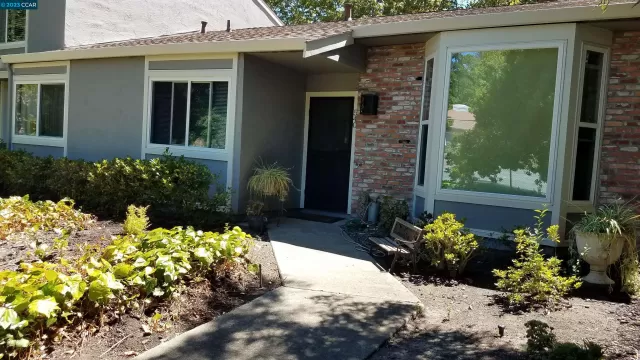 MLS: 41017773 Condo For Sale