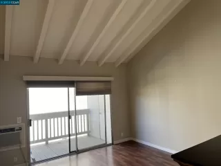 Photo #2: 41017775 Listing