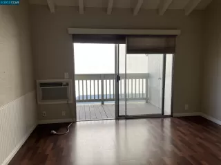 Photo #5: 41017775 Listing