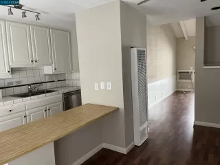 Photo #6: 41017775 Listing