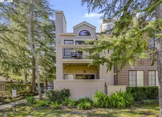 Photo #2: 41017797 Listing