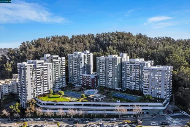 MLS: 41017820 Condo For Sale