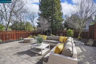 Photo #2: 41017835 Listing 