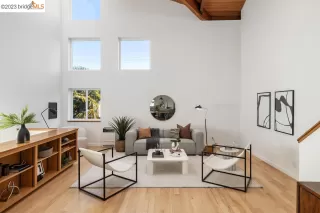 Photo #4: 41017932 Listing