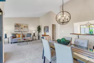 Photo #2: 41017936 Listing