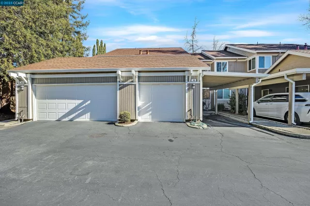 MLS: 41017940 Condo For Sale