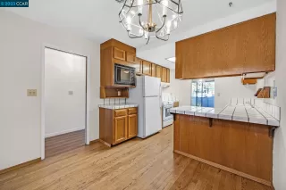 Photo #3: 41017940 Listing