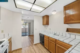 Photo #4: 41017940 Listing