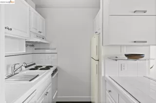 Photo #6: 41017943 Listing 