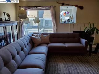 Photo #2: 41017957 Listing 