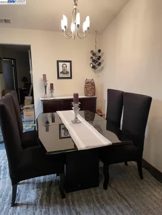 Photo #5: 41017957 Listing 