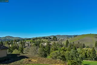 Photo #4: 41017986 Listing