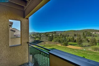 Photo #5: 41017986 Listing