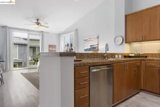 Photo #1: 41017993 Listing