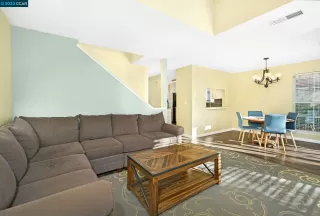 Photo #4: 41018057 Listing