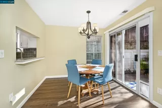 Photo #5: 41018057 Listing