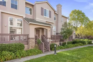 Photo #1: 41018120 Listing