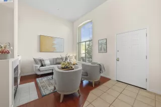 Photo #5: 41018120 Listing