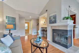 Photo #5: 41018166 Listing 