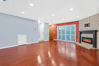 Photo #5: 41018190 Listing 