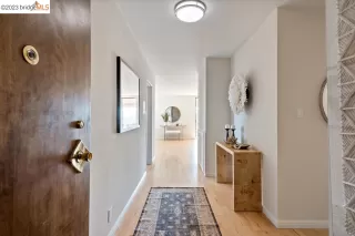 Photo #6: 41018249 Listing