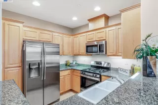 Photo #5: 41018276 Listing