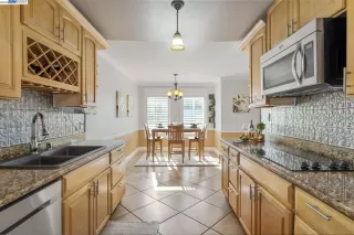 Photo #4: 41018348 Listing 