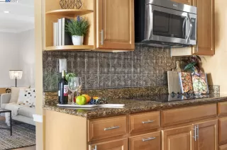 Photo #6: 41018348 Listing 