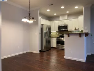 Photo #5: 41018466 Listing