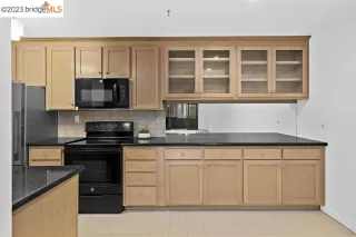 Photo #3: 41018471 Listing 