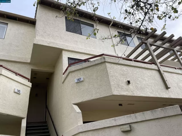 MLS: 41018534 Condo For Sale